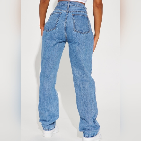 Crossover Straight Leg Jeans - Medium Wash - Picture 2 of 4
